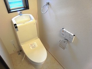 ２０２号室トイレ.JPG